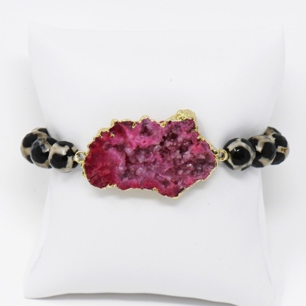 Faceted Black Agate Stretch Bracelet Druzy Center